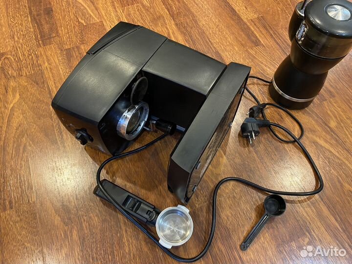 Кофеварка delonghi EC145 и кофемолка delonghi KG49