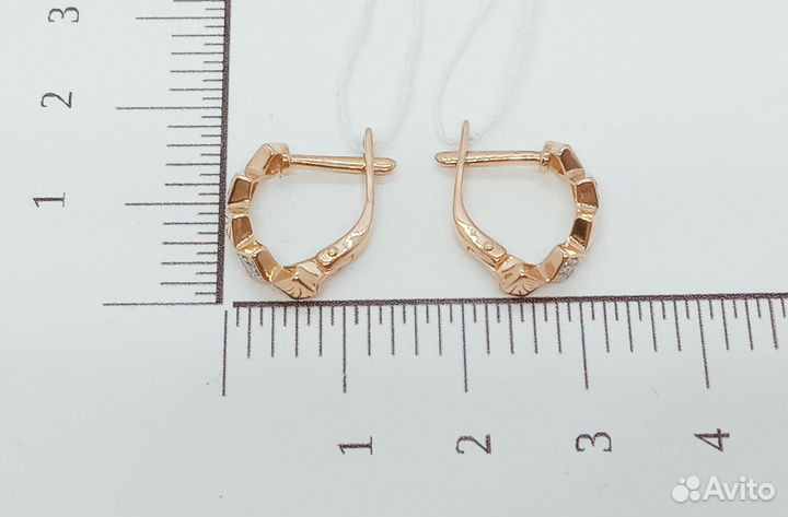 Золотые серьги с фианитом