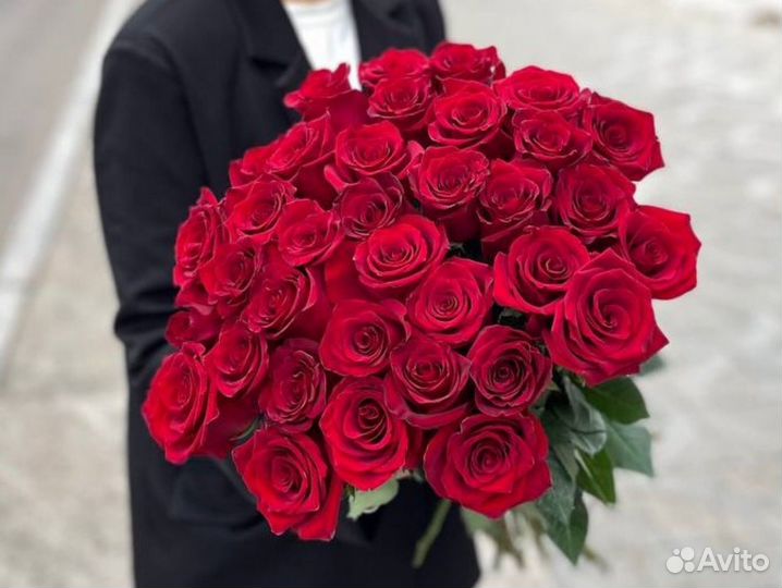 Доставка цветов в Улан-Удэ. Эквадорские розы 50см