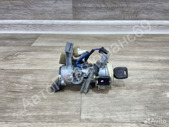 Замок зажигания Mitsubishi Pajero 3 / 4