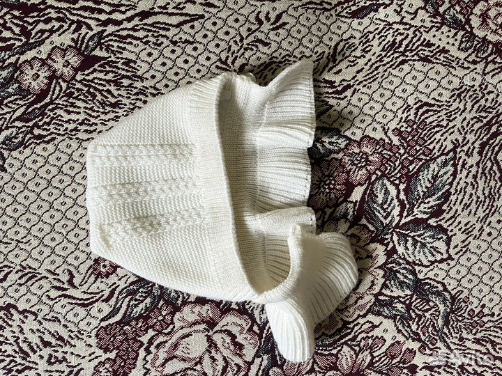 Шапка с манишкой