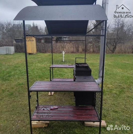 Мангал с крышей