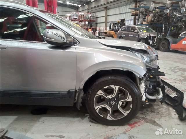 В разборе Honda cr-v 5