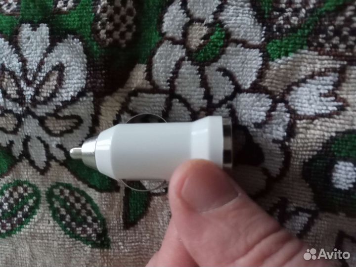 Автомобильный адаптер под USB