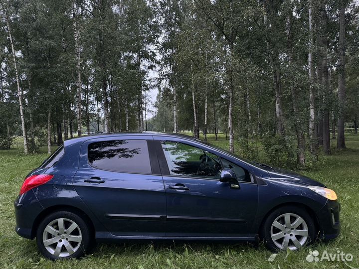 Peugeot 308 1.6 AT, 2008, 140 000 км