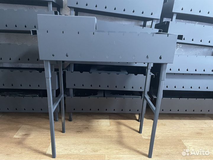 Мангал с подказанником