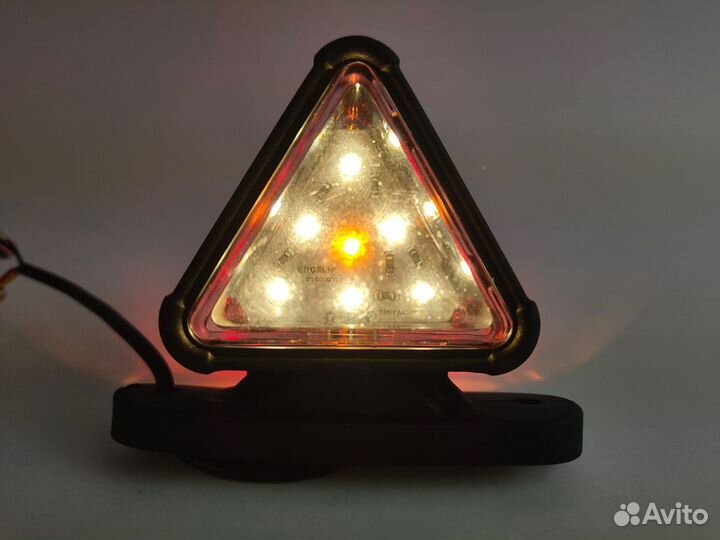 Фонари габаритные Треугольные LED 12/24 в