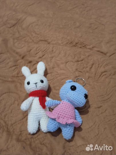 Брелки и игрушки
