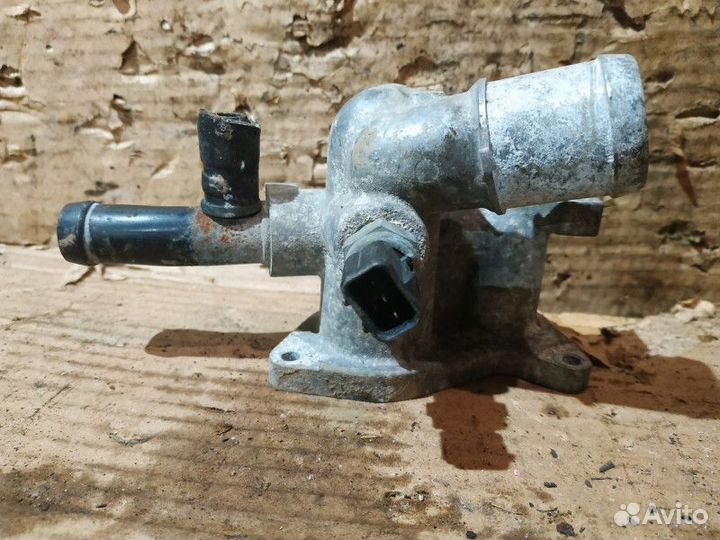 Корпус термостата Hyundai Elantra 4 (HD)