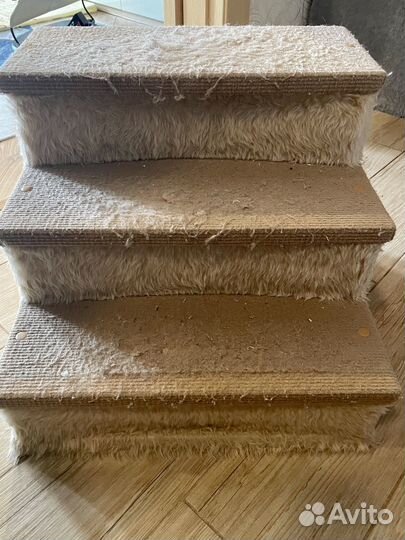 Лестница для собак ступенька