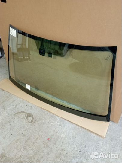 Стекло лобовое Mitsubishi Pajero Sport 2006-2015