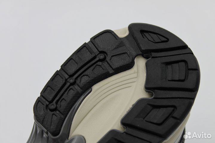 Кроссовки New Balance 740 Gore-tex