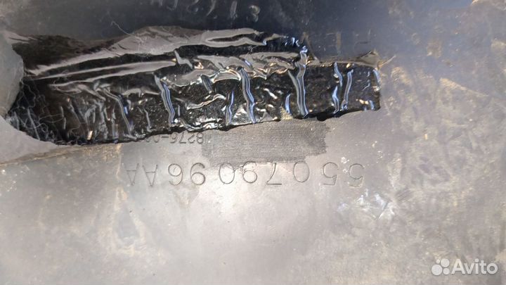 Защита арок (подкрылок) правая передняя Jeep Grand Cherokee, 2007