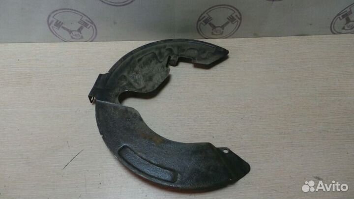 Щиток опорный передний правый передний правый