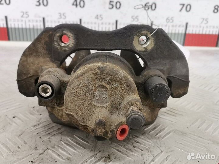 Суппорт передний левый для Ford Focus 2 1682876