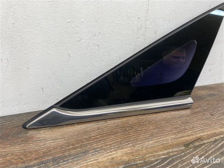 Форточка задняя правая Hyundai Sonata 6 2009-2014