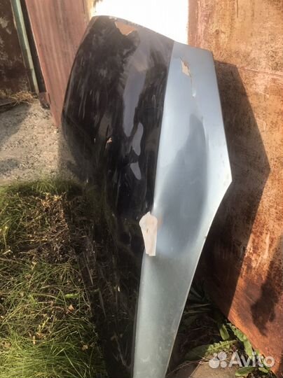 Капот Lancer 10 с дефектом