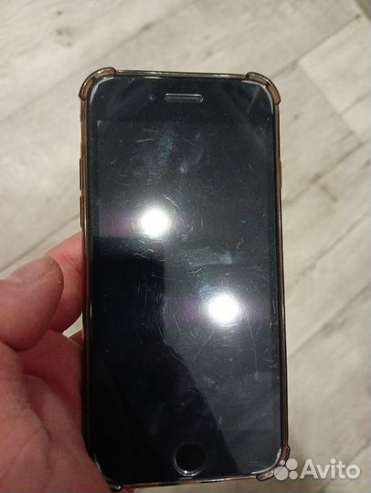 iPhone 7, 32 ГБ