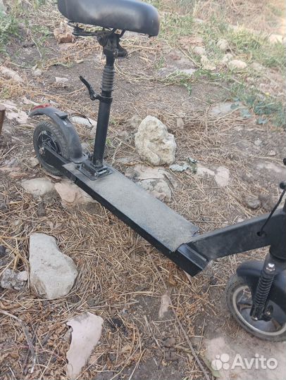 Продаю электросамокат