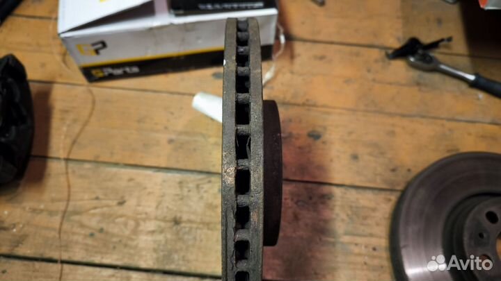 Диски тормозные Volvo XC 90