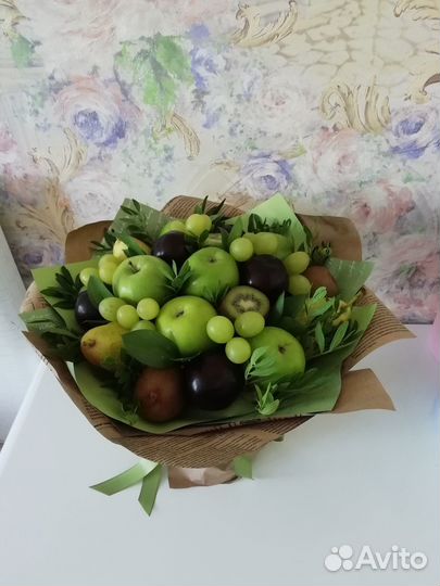 Фруктовые букеты из сезонных фруктов