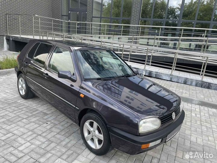 Volkswagen Golf 1.8 МТ, 1996, 260 000 км