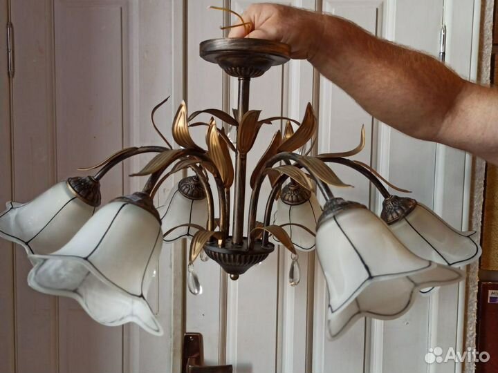 Люстра - цветок флористика