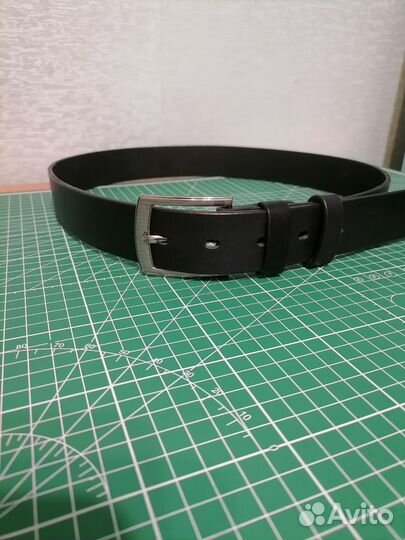 Мужской кожаный ремень