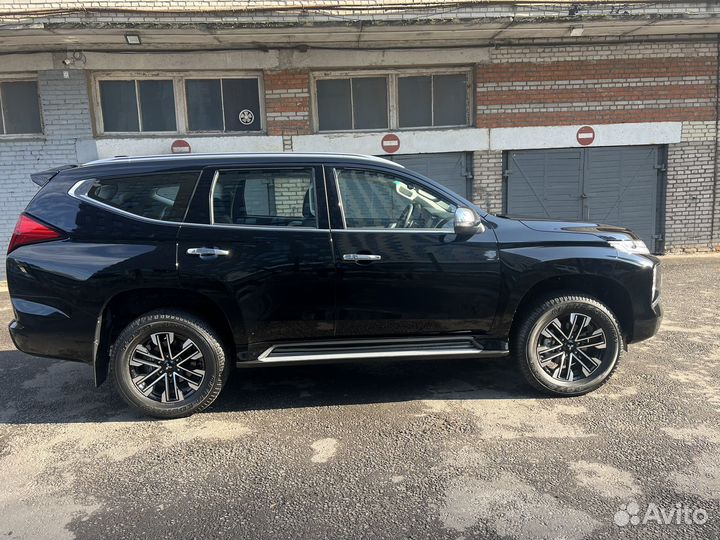 Mitsubishi Montero Sport 3.0 AT, 2023, 228 км