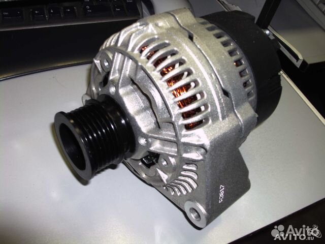 Генератор бош на мерседес 124 W124 спринтер