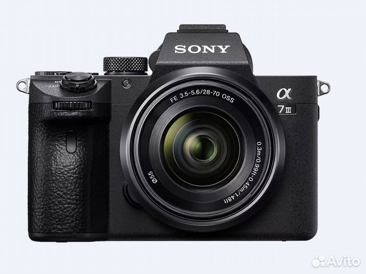 Беззеркальная камера Sony Alpha A7 III Kit 28-70mm