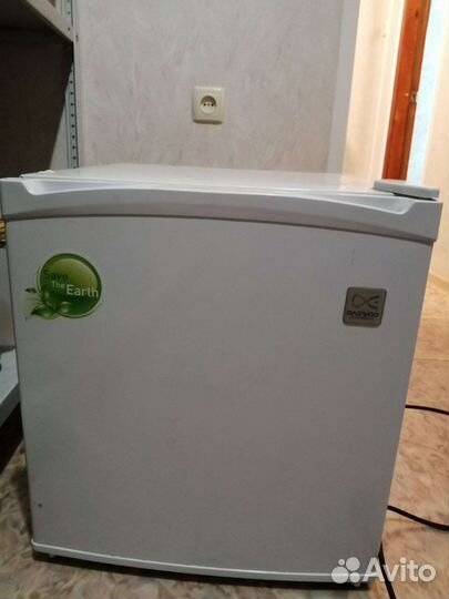 Холодильник бу маленький