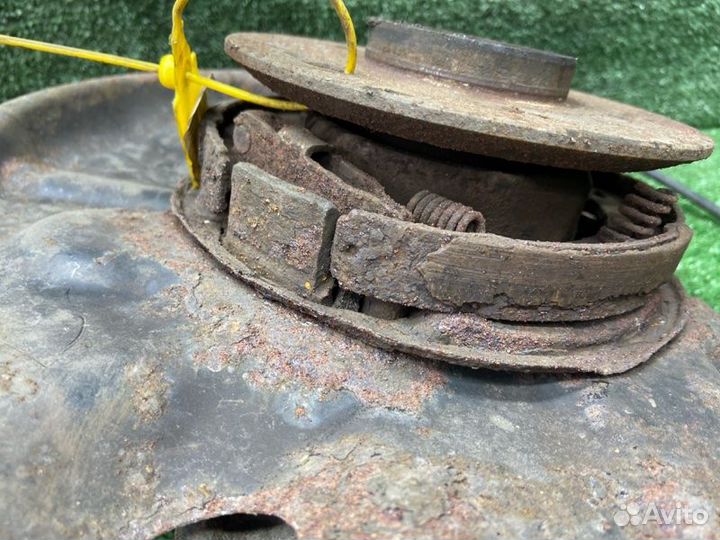 Поворотный кулак задний левый Mercedes-Benz E W210