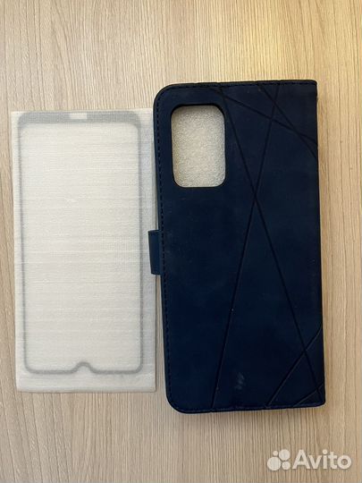 Чехол и защитное стекло на Redmi 10