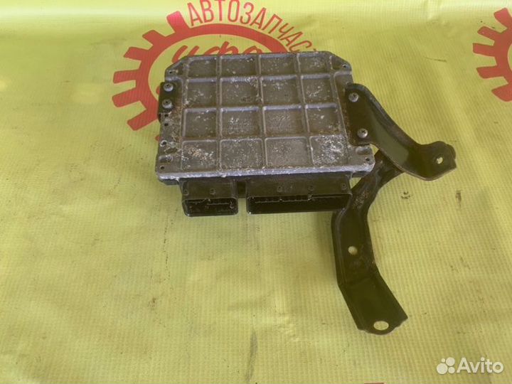 Блок управления двигателем Toyota Rav4 XA30 2azfe