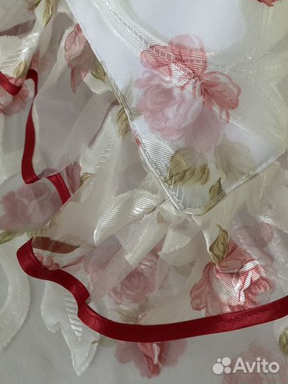 Покрывало, наволочка, шторы-тюль