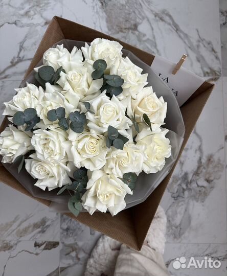 Белые французские вывернутые розы 25 51 101 шт