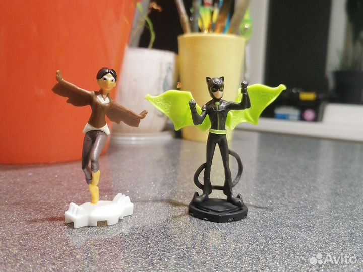 Игрушки с киндер сюрприз - 