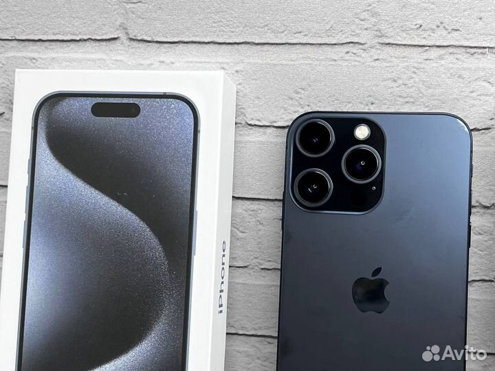 iPhone XR в корпусе 15 Pro