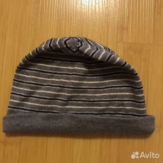 Тонкий комплект шапка-шарф