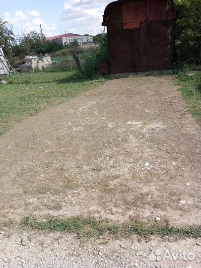 Покос травы триммером