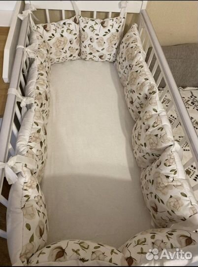 Бортики подушки в детскую кроватку