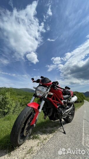 Ducati 696 Monster