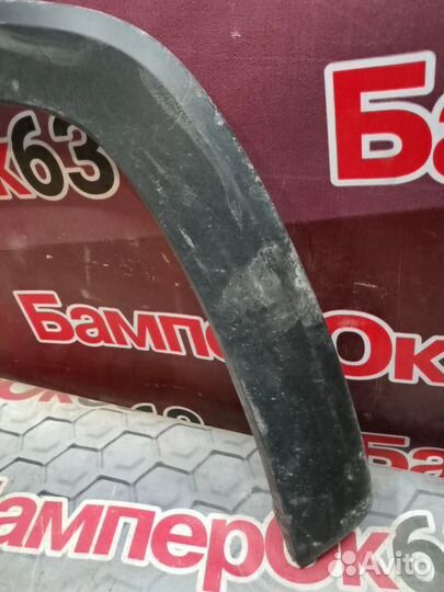 Накладка на крыло Toyota RAV4