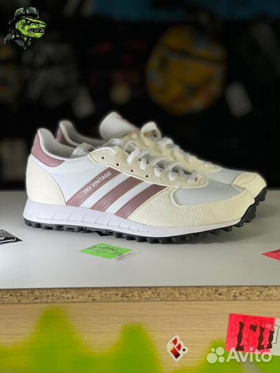 Кроссовки Adidas TRX Vintage, бежевые