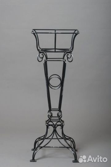 Подставка для цветов напольная