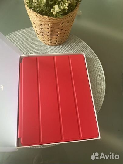 Чехол на iPad