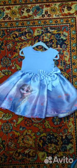Платье нарядное для девочки 92