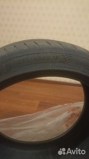 Michelin Pilot Sport 235/40 R18