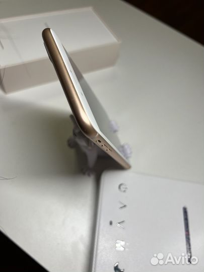 iPhone 8 Plus, 64 ГБ